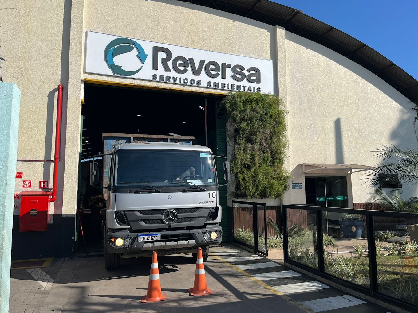 Logística Reversa de Embalagens: Como a Reversa Transforma Obrigação em Oportunidade Sustentável